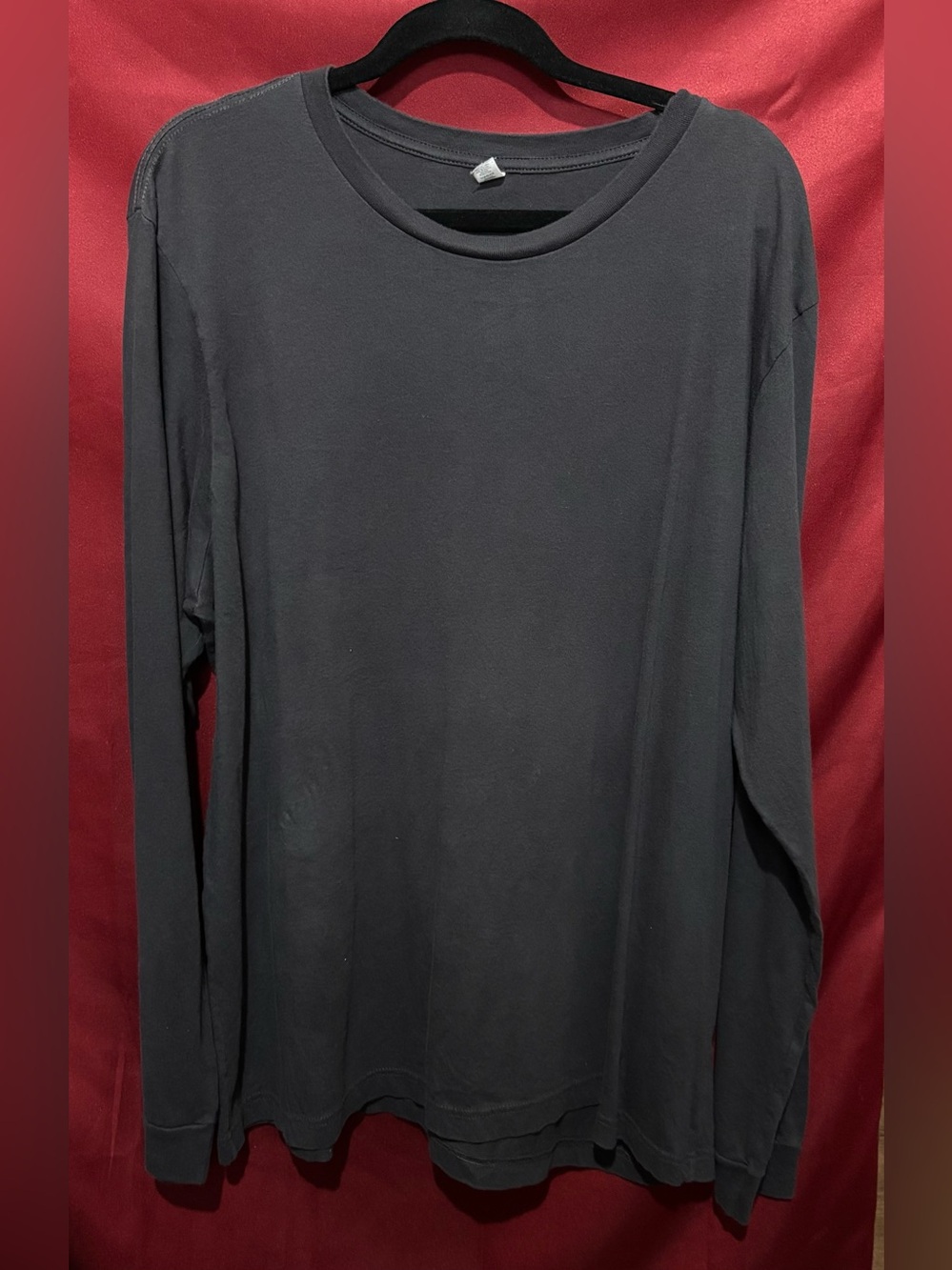 Classic Men's Long-Sleeve Crewneck Shirt